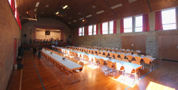 Die Turn- und Festhalle bietet Raum für große und kleine Veranstaltungen.